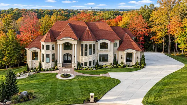 Shire custom home in Brookfield by Kingfogl – aerial view of the front elevation