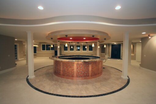 Haven lower-level circular bar