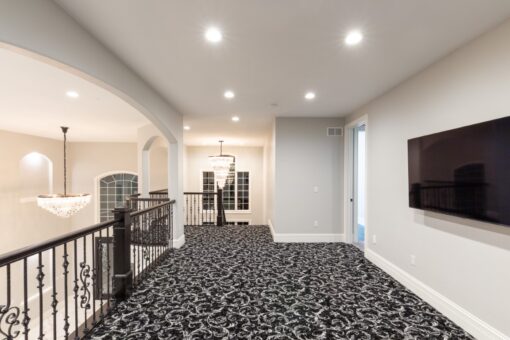 Woodland loft with iron railing