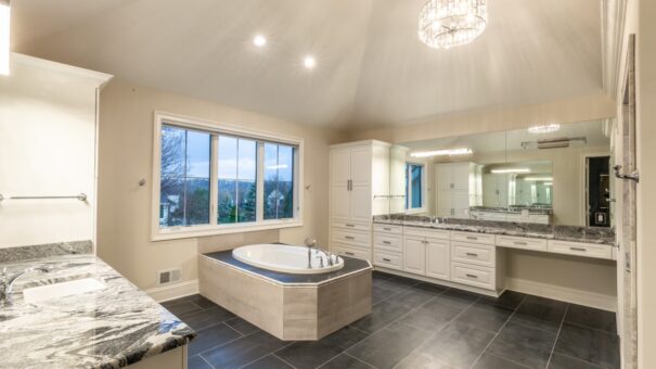 Davidson primary bath soaking tub and double vanity