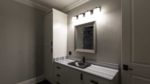 Bella Haven bathroom with gray vanity