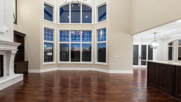 Bella Haven great room bay of windows