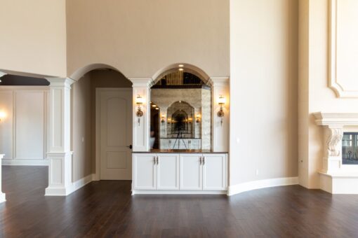 Grand Haven built-in wet bar niche off the great room