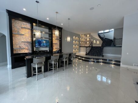Shire lower-level bar and raised lounge