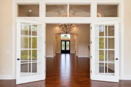 Bella Casa custom home in Mequon by Kingfogl – dining room
