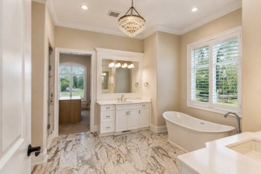 Bella Casa custom home in Mequon by Kingfogl – primary bath tub
