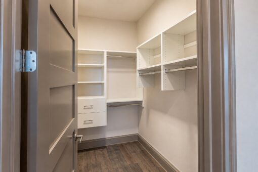 Compton custom home in Brookfield by Kingfogl – 2nd floor - walk-in closet
