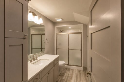 Compton custom home in Brookfield by Kingfogl – 2nd floor - bathroom - view 2