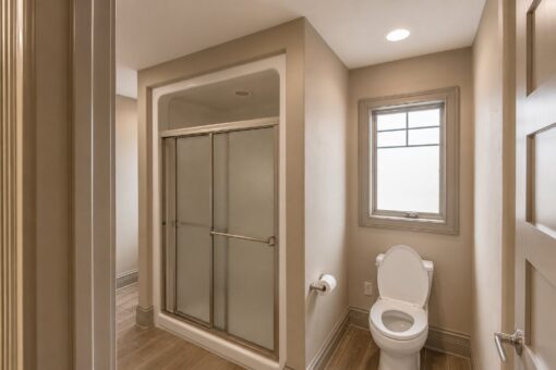 Compton custom home in Brookfield by Kingfogl – 2nd floor - bathroom - view 3