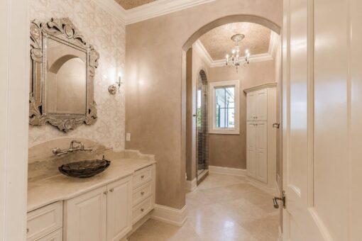Gatsby custom home in Oconomowoc by Kingfogl – 1st floor - powder room