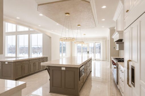 Prescott custom home in Mequon by Kingfogl – kitchen island and dinette