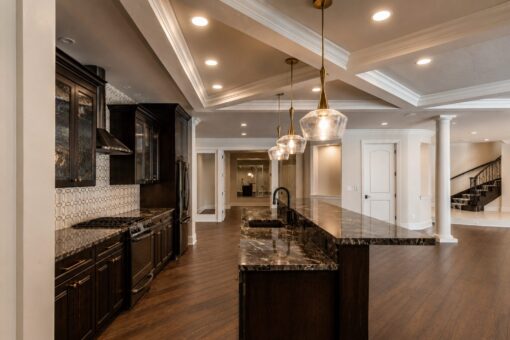 Prescott custom home in Mequon by Kingfogl – lower level bar view 2