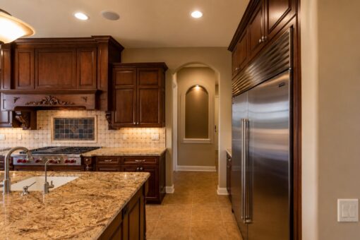 Richland custom home in Brookfield by Kingfogl – 1st floor - kitchen - view 8