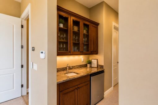 Richland custom home in Brookfield by Kingfogl – 1st floor - wet bar - view 1