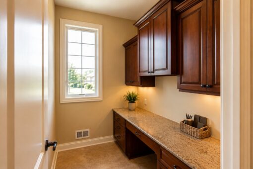 Richland custom home in Brookfield by Kingfogl – 1st floor - built-in desk