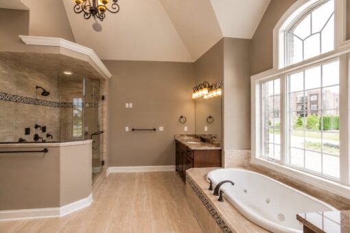 Richland custom home in Brookfield by Kingfogl – 1st floor - primary bath - view 4