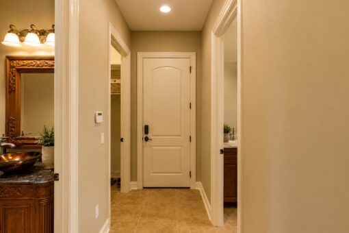 Richland custom home in Brookfield by Kingfogl – 2nd floor - hallway - view 4