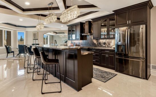 Saddlebrook custom home in Mequon by Kingfogl – basement kitchen and island