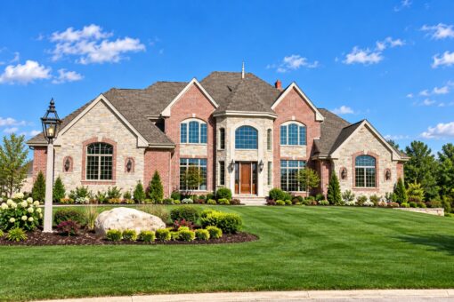Talon custom home in Brookfield by Kingfogl – front elevation