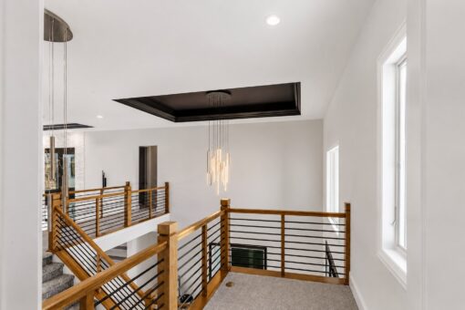 Apex upper landing with cable railing and pendant